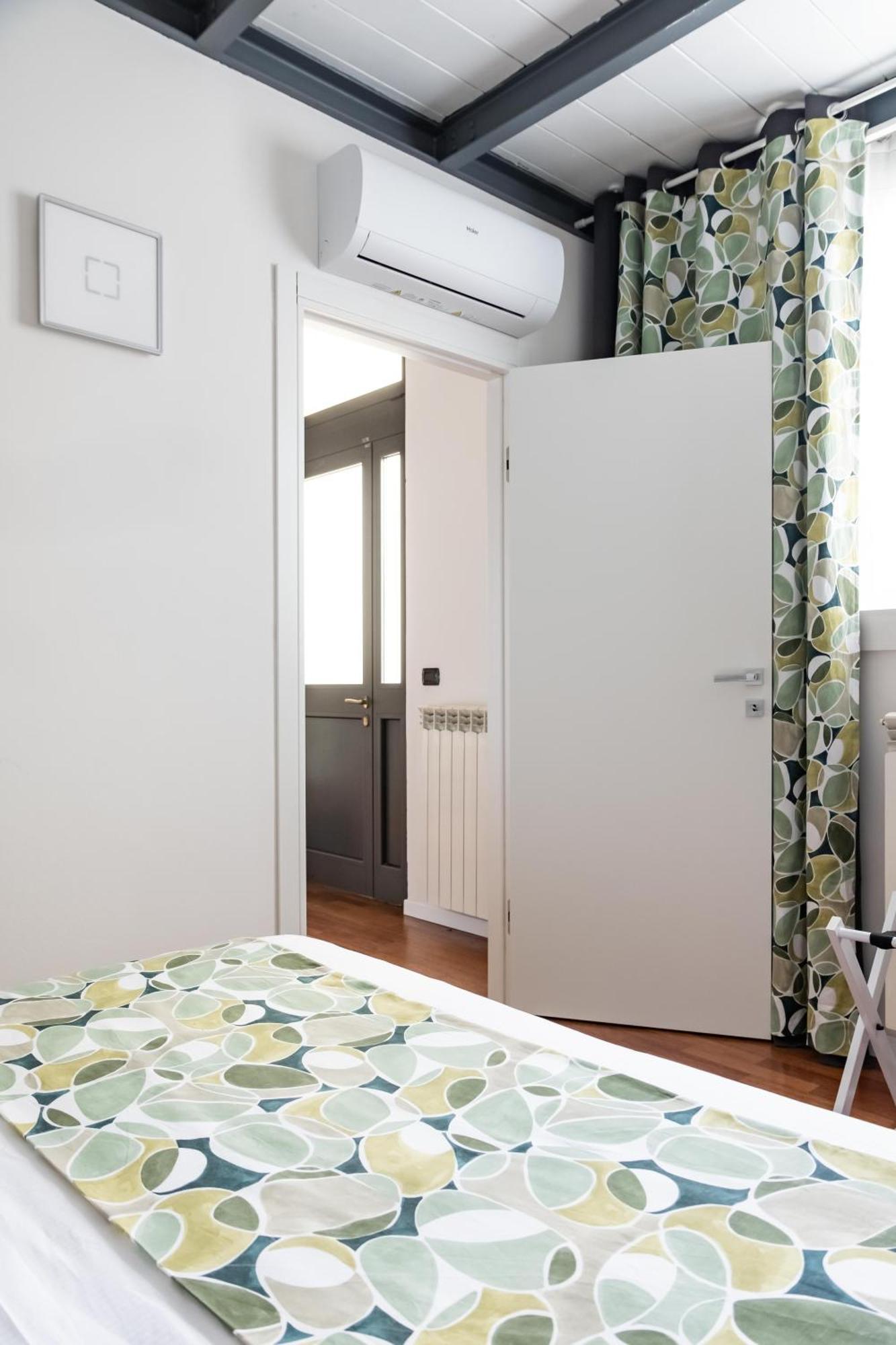 Mini Loft Torre San Vitale Como Eksteriør bilde